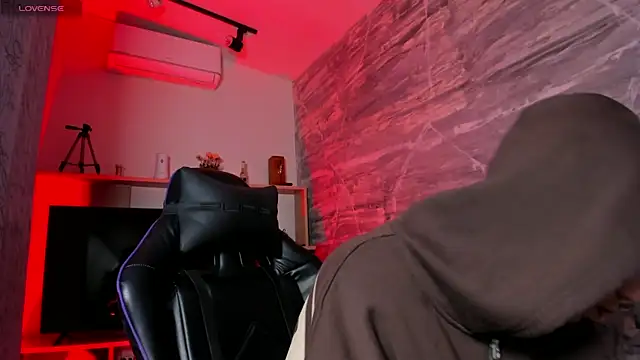 marcuscollins1  online show from 17, 2, 2026