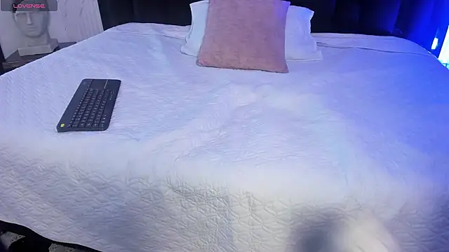 marcuscollins1  online show from 2, 3, 2026