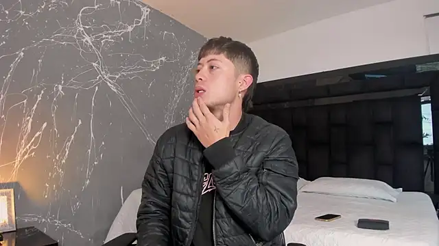 Snapshot of marcuscollins1_ chatting on 21, 10, 2025 marcuscollins1 online show from 21, 10, 2025