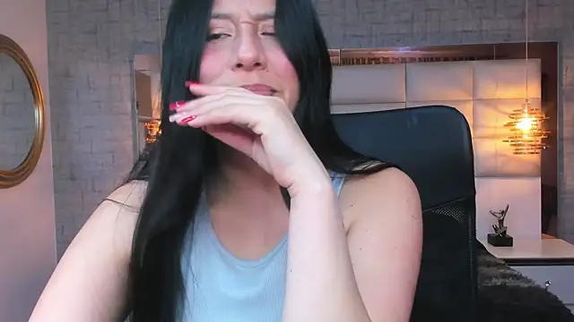 Nohemi louse online show from 22, 11, 2025