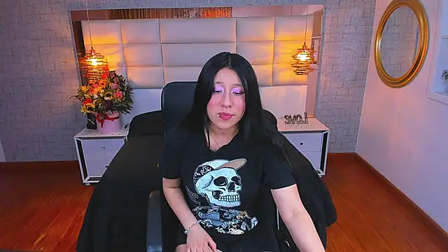 Nohemi louse online show from 23, 3, 2026