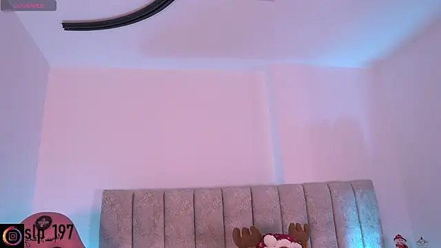 sara lopee1 online show from 15, 12, 2025