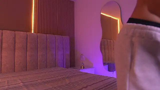 sara lopee1 online show from 25, 2, 2026