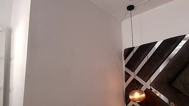 sara lopee1 online show from 23, 10, 2025