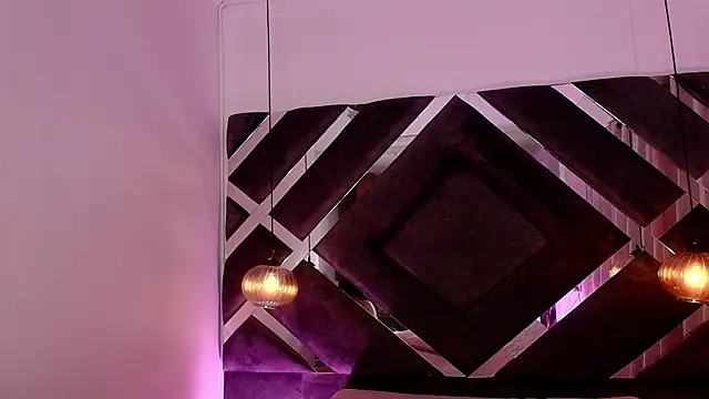 sara lopee1 online show from 15, 10, 2025