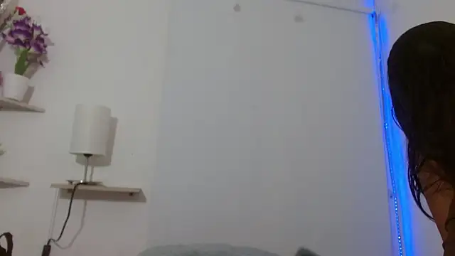 Roxy Stonee online show from 15, 11, 2025