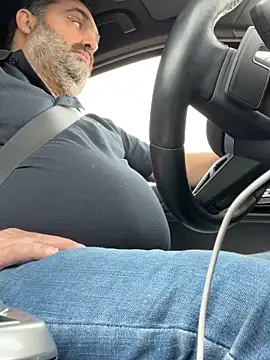 fuocovivo4 online show from 10, 2, 2025