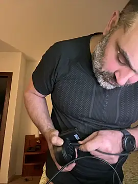 fuocovivo4 online show from 18, 2, 2025