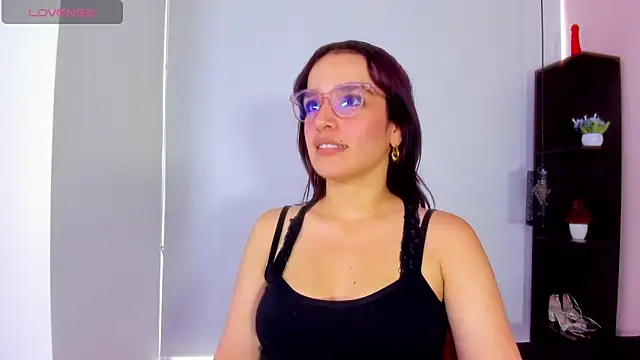 Annyrosee online show from 5, 1, 2026