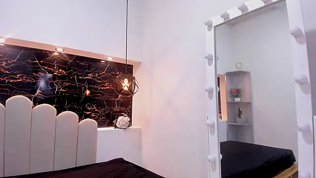 Annyrosee online show from 28, 2, 2026