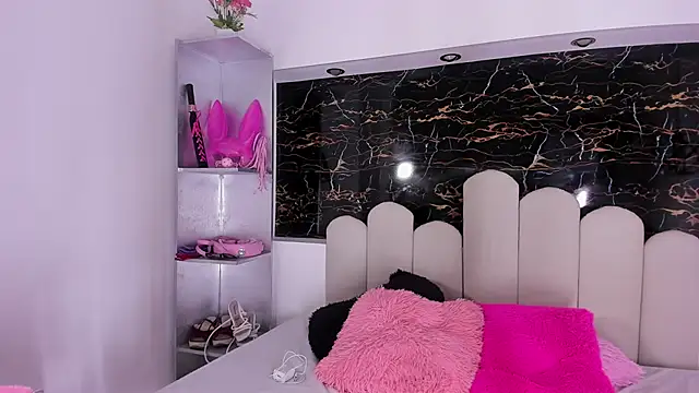 Annyrosee online show from 3, 10, 2025