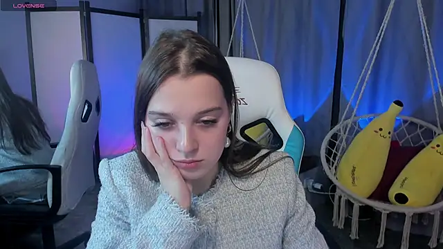 kaisajenner online show from 28, 11, 2025