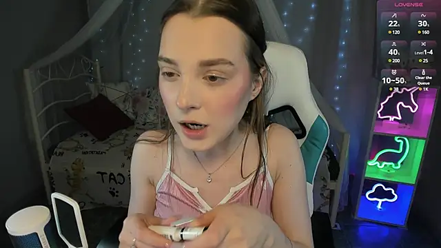kaisajenner online show from 16, 2, 2025