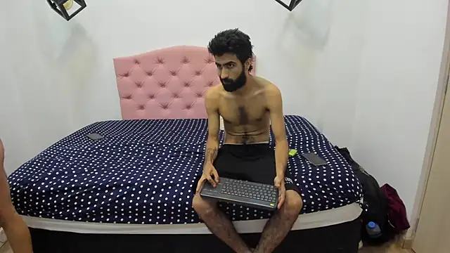 Snapshot of Arah_issaa chatting on 4, 2, 2025 Arah issaa online show from 4, 2, 2025