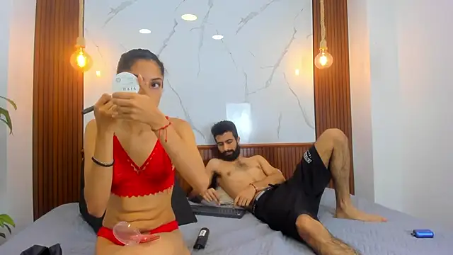 Snapshot of Arah_issaa chatting on 13, 3, 2025 Arah issaa online show from 13, 3, 2025