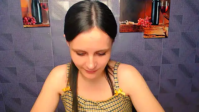 ValeriaHeart  online show from 13, 2, 2025