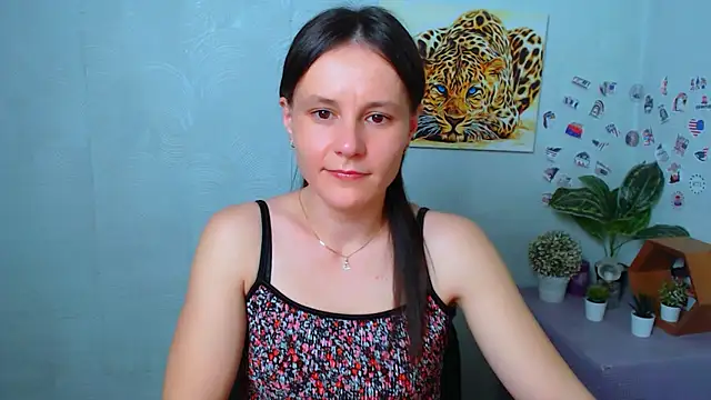 ValeriaHeart  online show from 8, 3, 2026