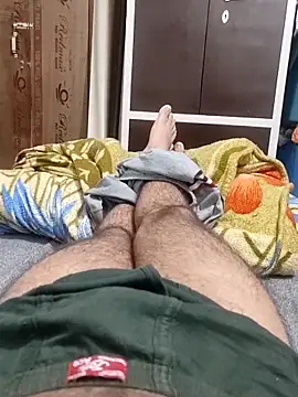 Hot funky boy online show from 18, 2, 2025