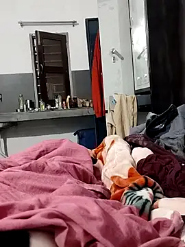 Hot funky boy online show from 20, 12, 2025