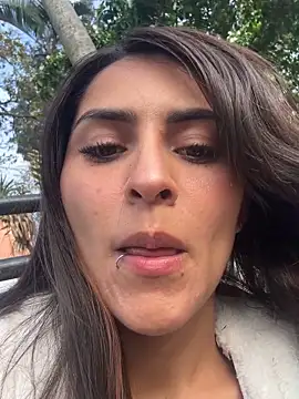 Snapshot of Sofiadelacruz chatting on 5, 5, 2026 Sofiadelacruz online show from 5, 5, 2026