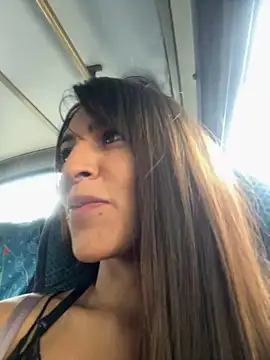 Sofiadelacruz online show from 1, 3, 2025