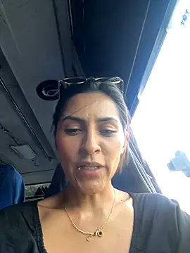 Sofiadelacruz online show from 10, 9, 2025