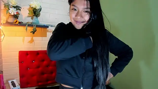 Snapshot of ScarletKray chatting on 13, 3, 2025 ScarletKray online show from 13, 3, 2025