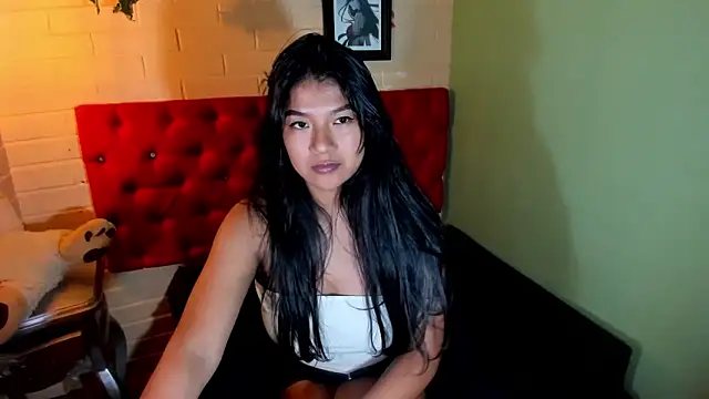 Snapshot of ScarletKray chatting on 12, 3, 2025 ScarletKray online show from 12, 3, 2025