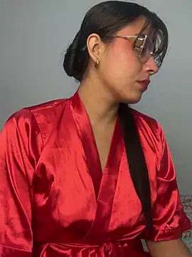 Snapshot of megan_cl chatting on 2, 3, 2025 megan cl online show from 2, 3, 2025