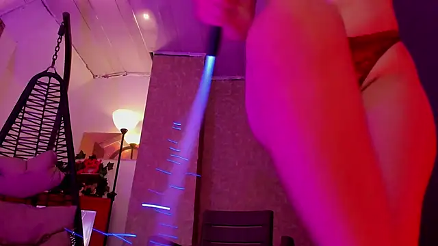 Snapshot of FelicitaSweet chatting on 12, 3, 2025 FelicitaSweet online show from 12, 3, 2025