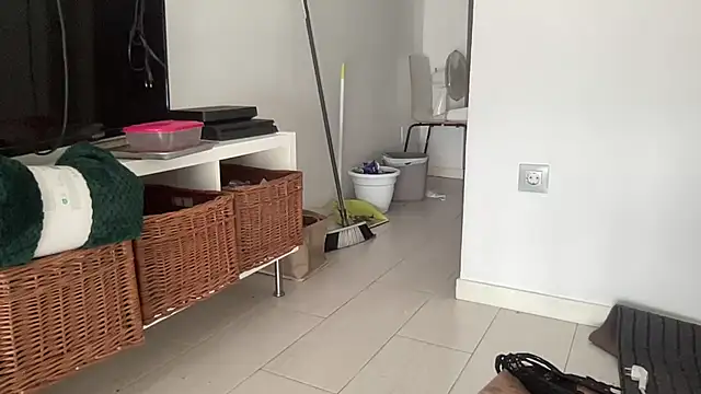 shineofcrazy online show from 30, 10, 2025