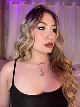 Lally Valencia   online show from 26, 6, 2026