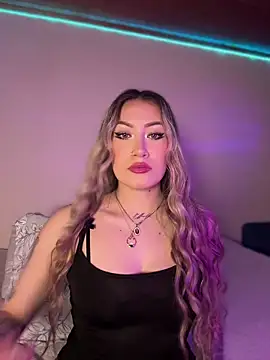 Lally Valencia   online show from 13, 10, 2025