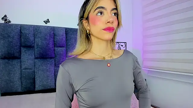 Violetta Ficher online show from 2, 2, 2026