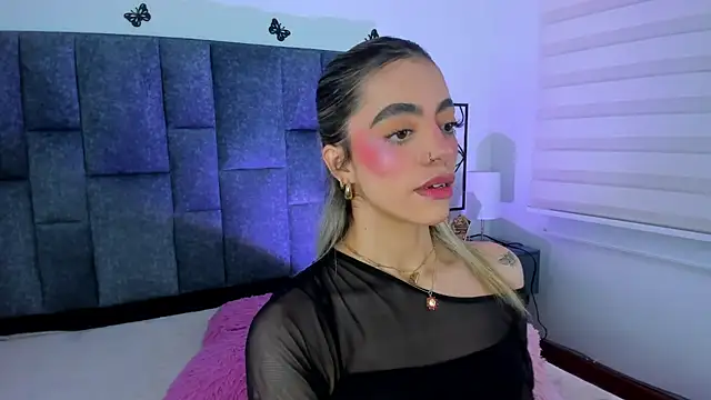 Violetta Ficher online show from 3, 2, 2026