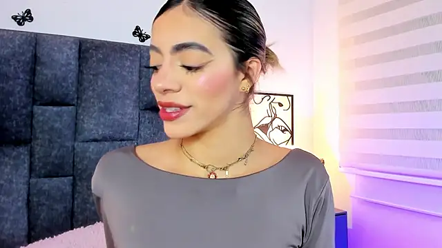 Violetta Ficher online show from 16, 4, 2026