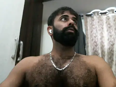 Snapshot of indianhairybull chatting on 17, 12, 2025 indianhairybull online show from 17, 12, 2025