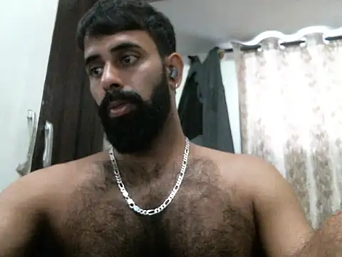 Snapshot of indianhairybull chatting on 7, 5, 2026 indianhairybull online show from 7, 5, 2026