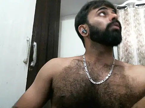 Snapshot of indianhairybull chatting on 17, 4, 2026 indianhairybull online show from 17, 4, 2026