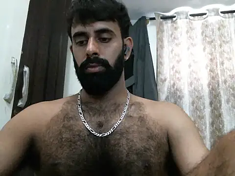Snapshot of indianhairybull chatting on 19, 4, 2026 indianhairybull online show from 19, 4, 2026