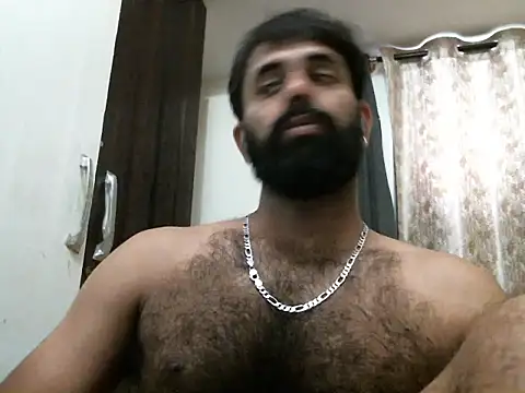 Snapshot of indianhairybull chatting on 29, 4, 2026 indianhairybull online show from 29, 4, 2026