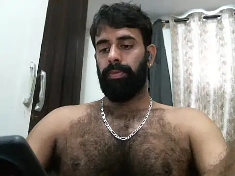 Snapshot of indianhairybull chatting on 1, 5, 2026 indianhairybull online show from 1, 5, 2026