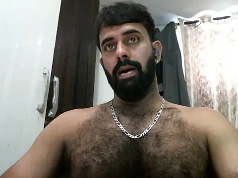 Snapshot of indianhairybull chatting on 1, 4, 2026 indianhairybull online show from 1, 4, 2026