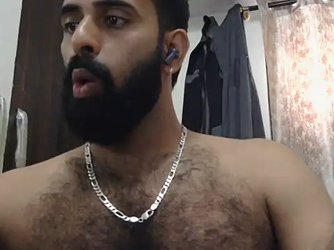 Snapshot of indianhairybull chatting on 2, 6, 2026 indianhairybull online show from 2, 6, 2026