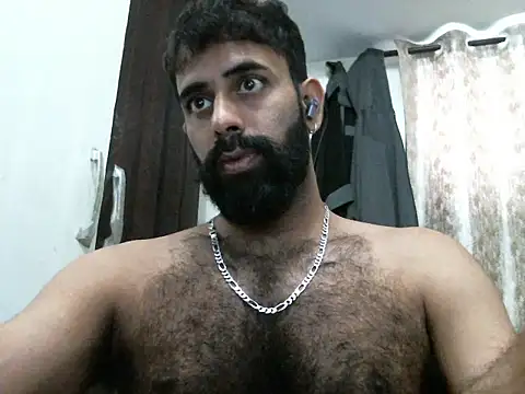 Snapshot of indianhairybull chatting on 25, 2, 2026 indianhairybull online show from 25, 2, 2026