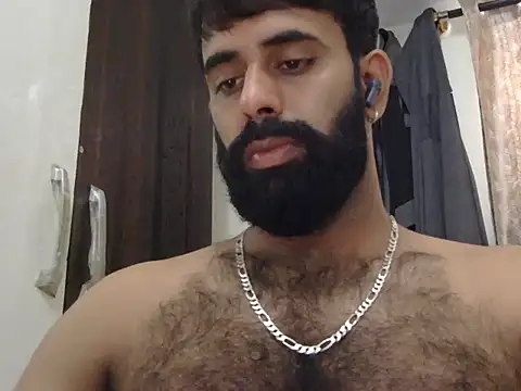 Snapshot of indianhairybull chatting on 15, 7, 2026 indianhairybull online show from 15, 7, 2026