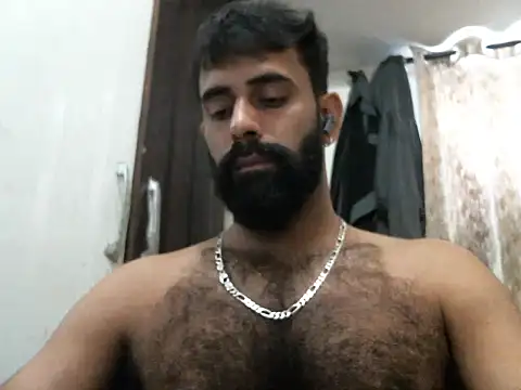 Snapshot of indianhairybull chatting on 21, 2, 2026 indianhairybull online show from 21, 2, 2026