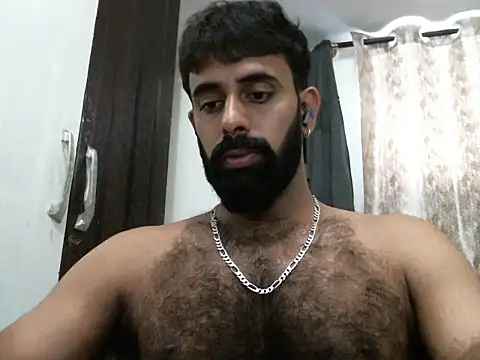 Snapshot of indianhairybull chatting on 12, 4, 2026 indianhairybull online show from 12, 4, 2026