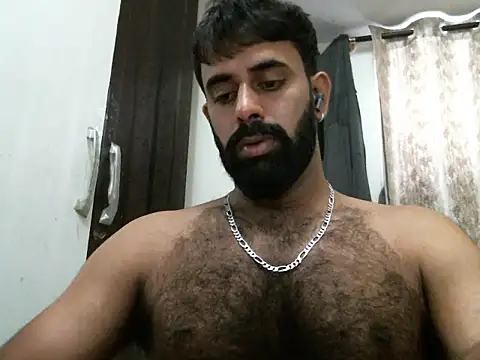 Snapshot of indianhairybull chatting on 5, 4, 2026 indianhairybull online show from 5, 4, 2026