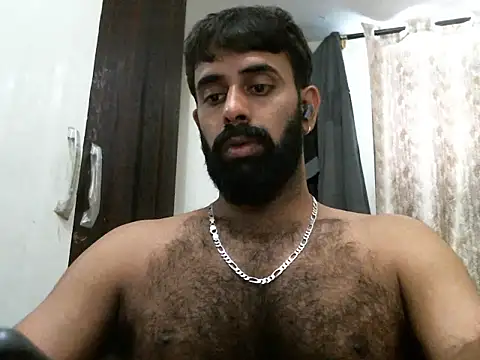 Snapshot of indianhairybull chatting on 18, 4, 2026 indianhairybull online show from 18, 4, 2026